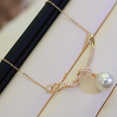 Unique niche smile necklace with white zircon inlay(without pearl)