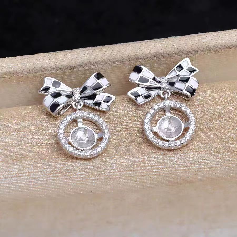[A14] S925 Silver Checkerboard Earrings Bow Pearl Earrings Suitable for 7-8mm Pearl（without pearl））