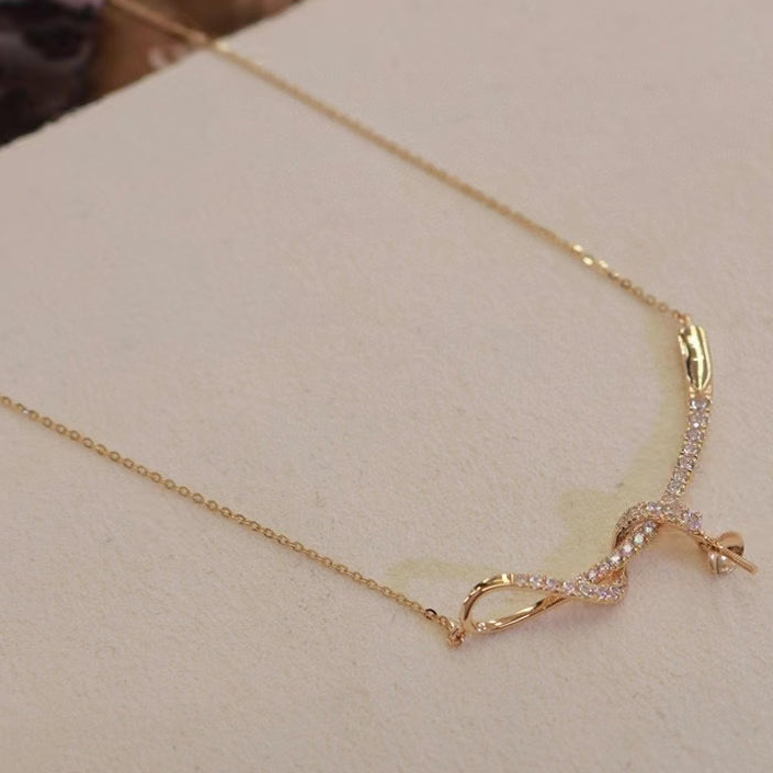 Unique niche smile necklace with white zircon inlay（without pearl）